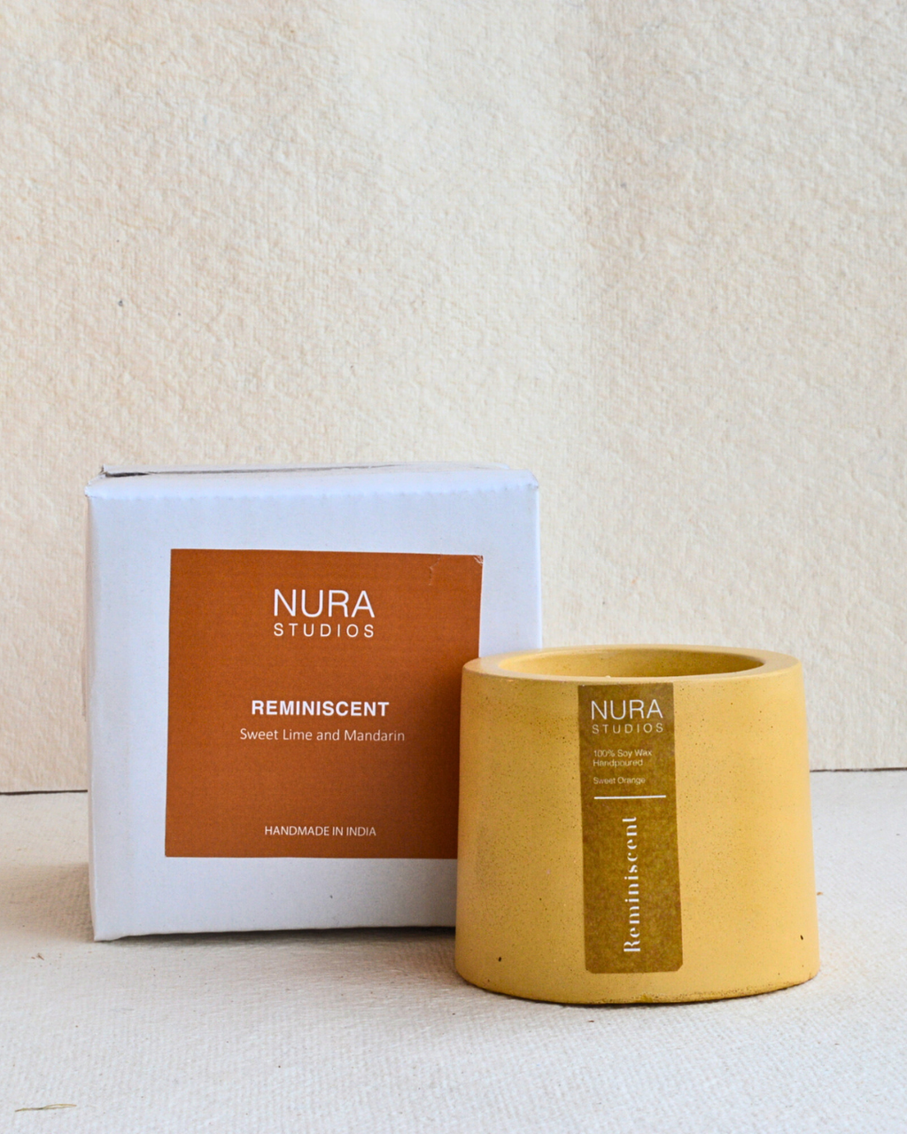 Reminiscent Scented Candle : Sweet Orange and Lemon